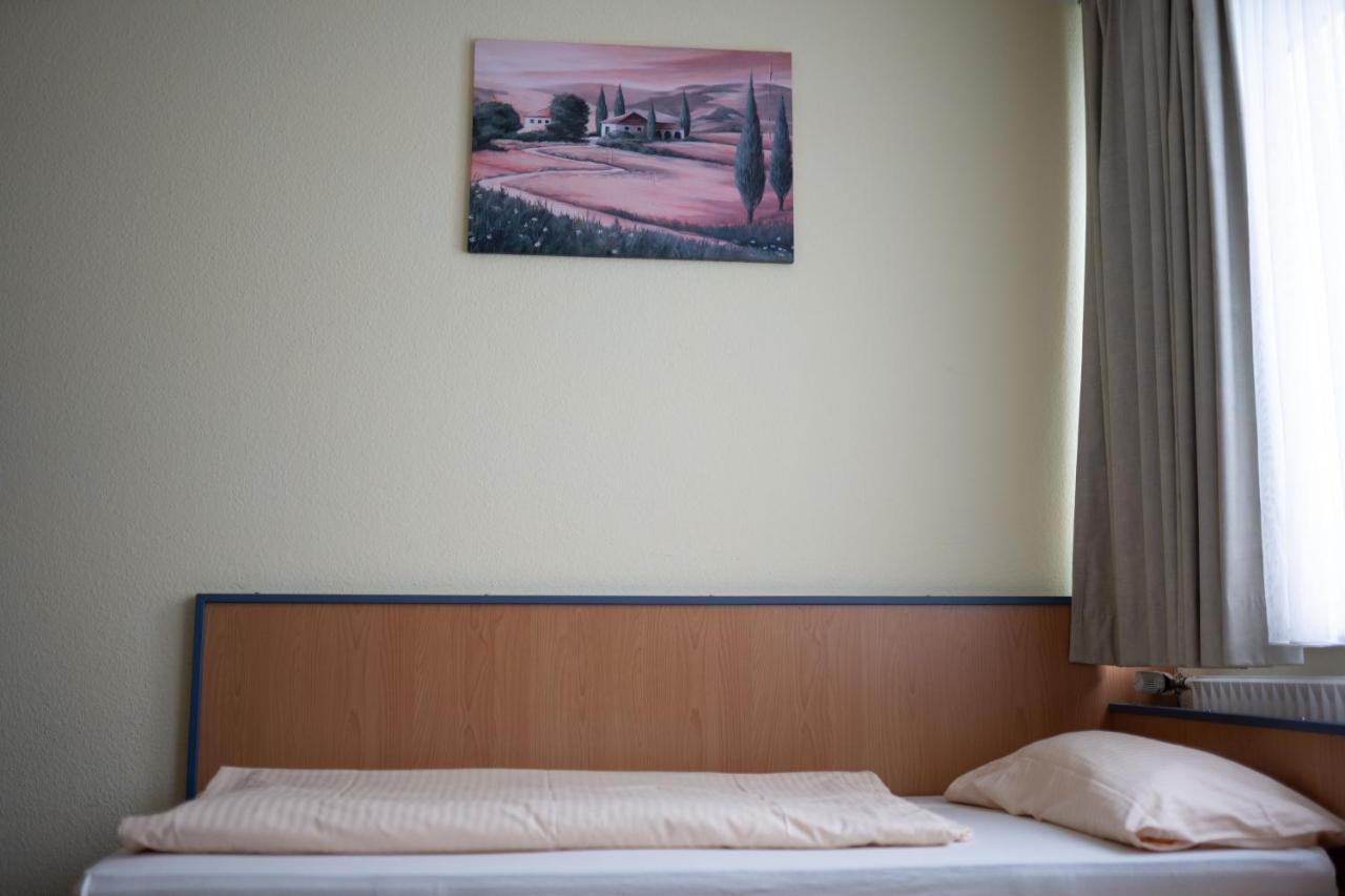 Radlstadl - Brauhaus Und Hotel Kaarst Ngoại thất bức ảnh